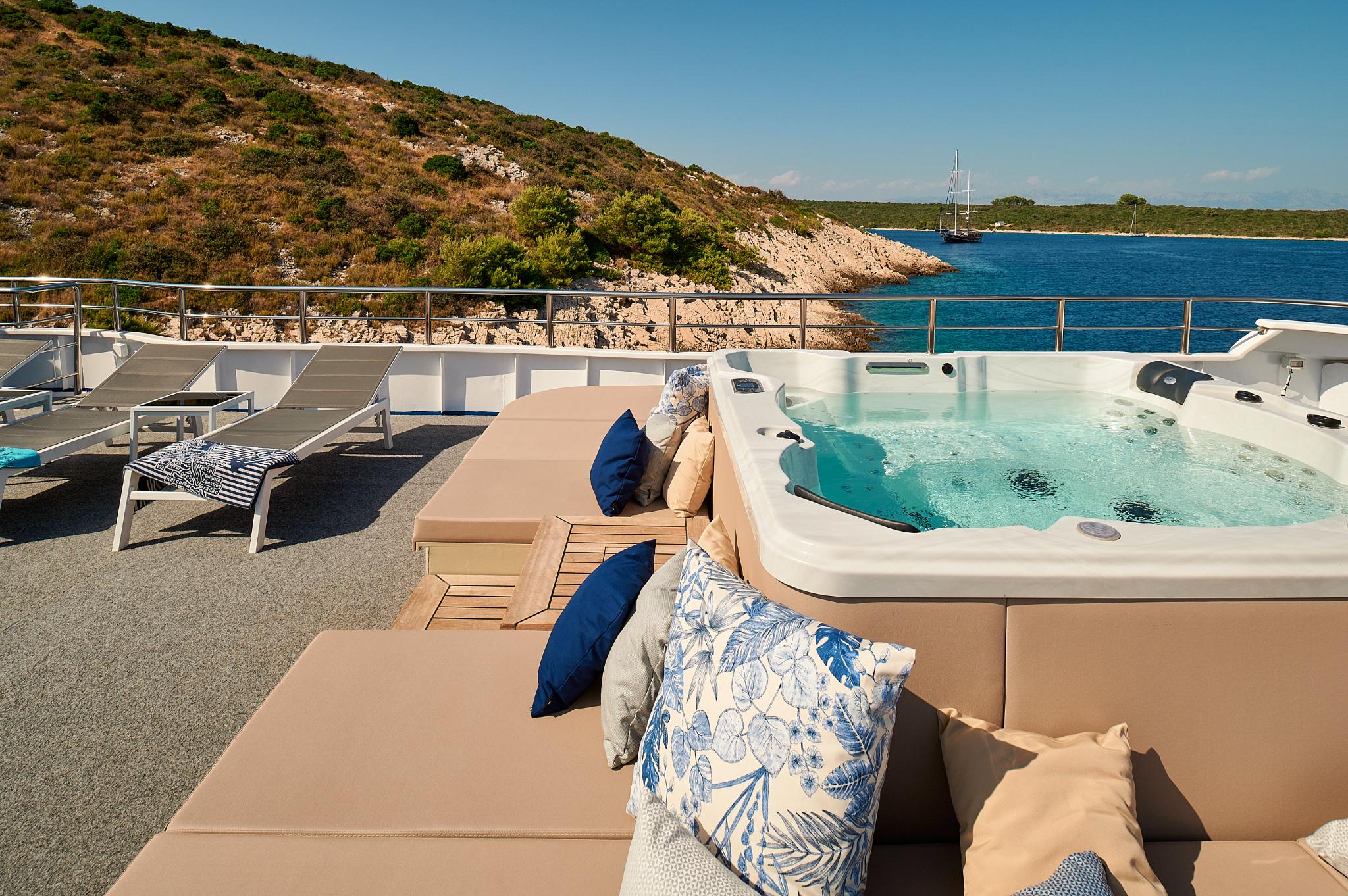 NZ69242_ivanisevicivan.com_